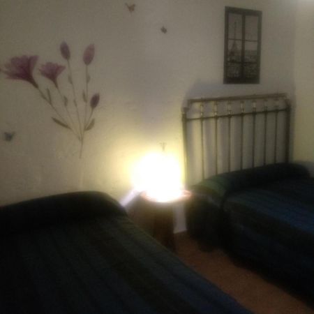 El Patio Andalu Bed and Breakfast Ardales Rum bild