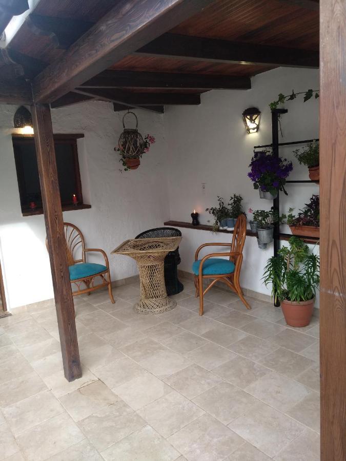 El Patio Andalu Bed and Breakfast Ardales Exteriör bild